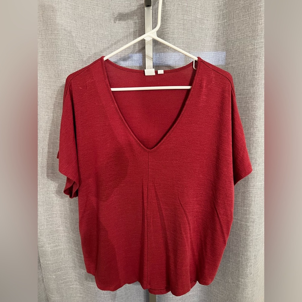 Gap cotton top v neck